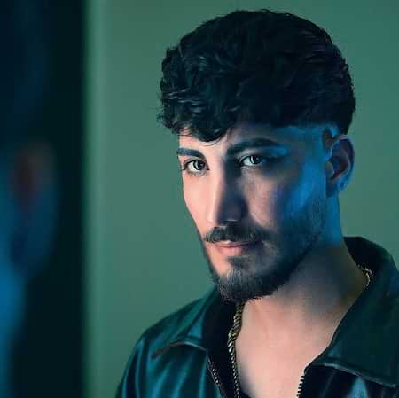 آرمان عزیزی طواف